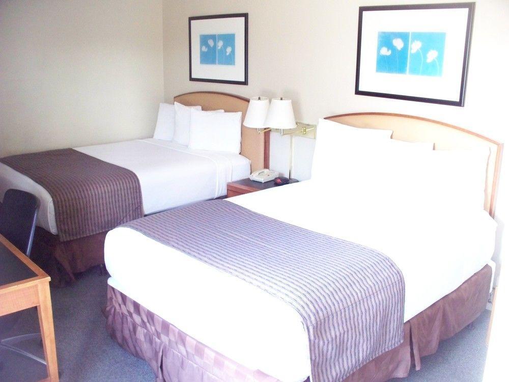 Days Inn By Wyndham Emporia Luaran gambar